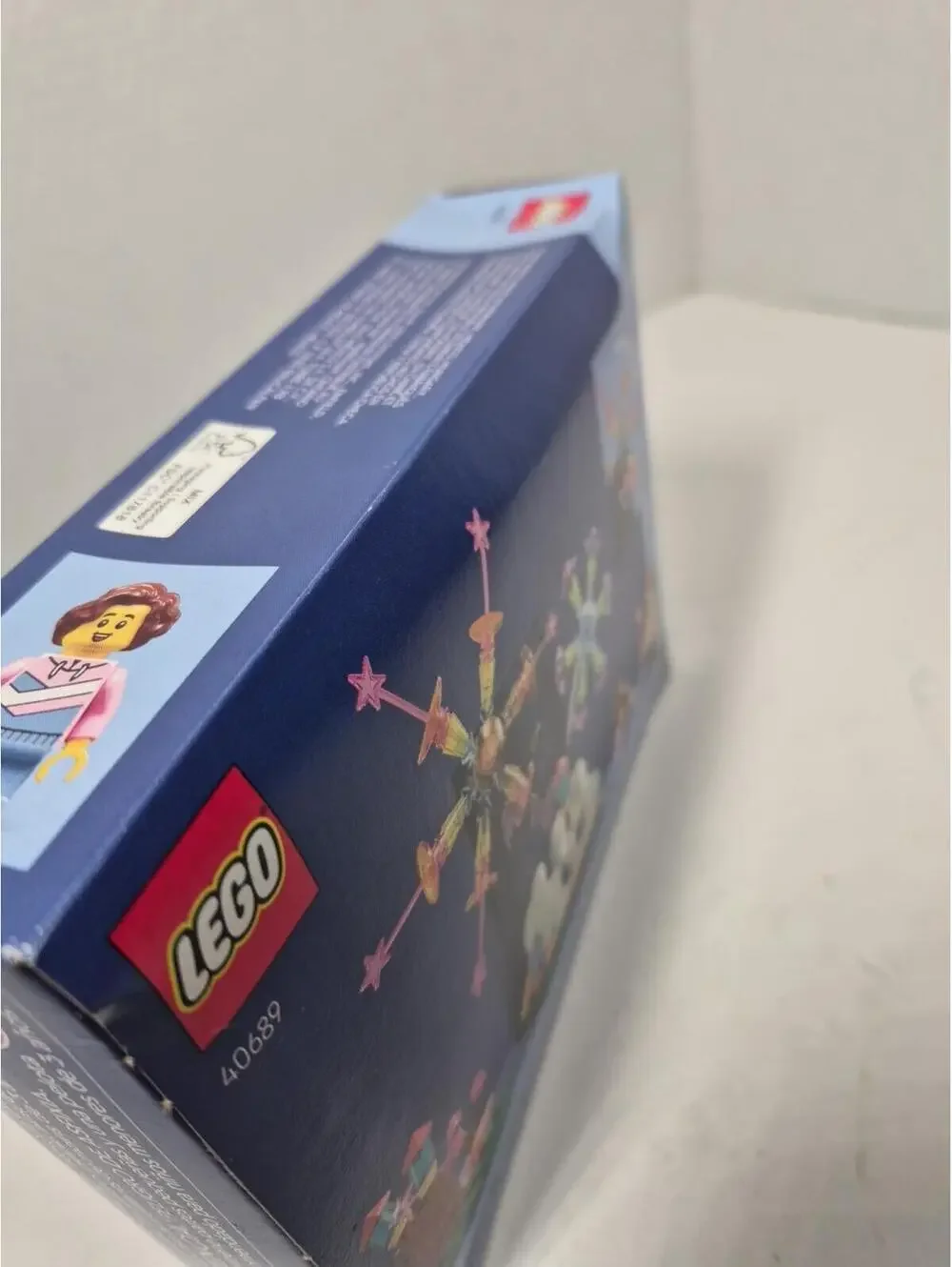 LEGO 40689 Firework Celebrations Exclusive NIB Sealed Box Squished A488 - Picture 3 of 8